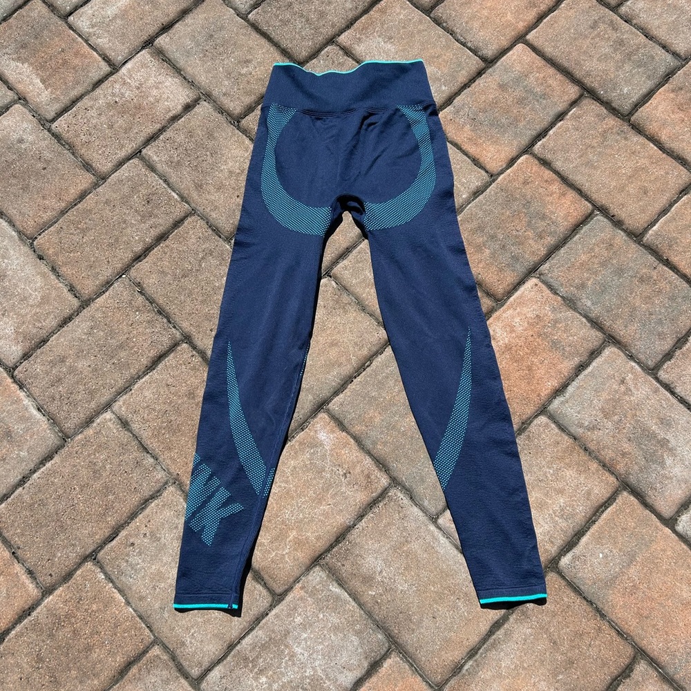 PINK Sport Leggings